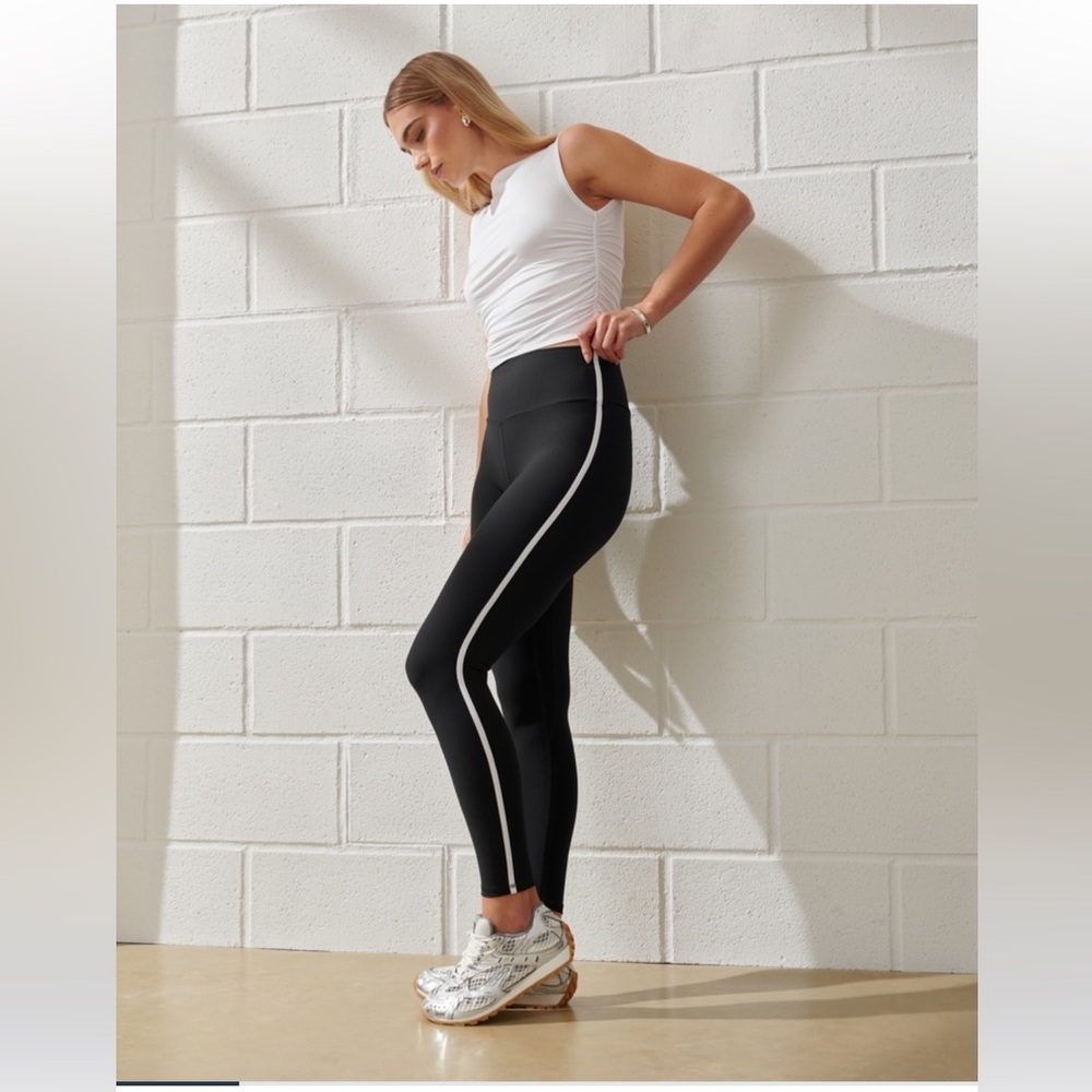 Abercrombie YPB sculptLUX 7/8-length legging